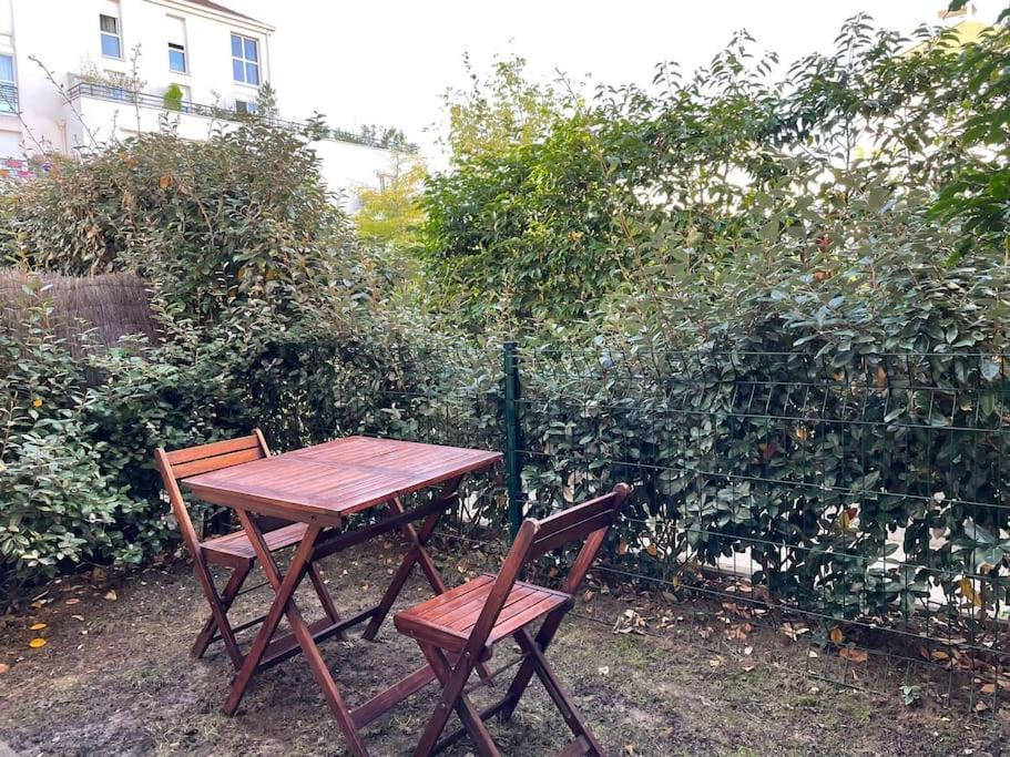 Studio 28 M2 & Jardin Privatif 20 M2 Montigny-le-Bretonneux Luaran gambar